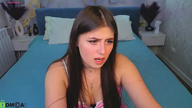 Crystal-LaceのライブXXXチャット