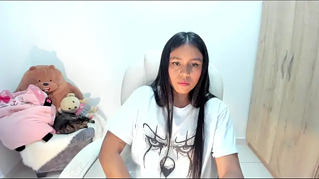 Ciara8's Live XXX Chat