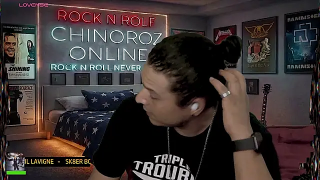 Вебкам-шоу chino_roz