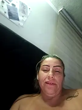 Chat +18 de maynor_1998 ao vivo