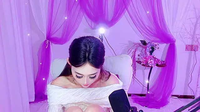 Živý XXX chat Tili-668