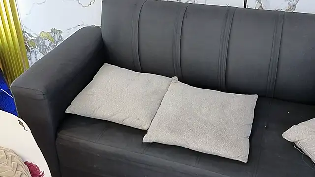 Ebony_and_boy_pm's Webcam Show