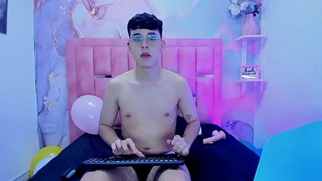 Chat XXX Live Tom_Parker_