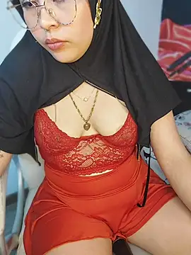 Elinaax Chat XXX in diretta