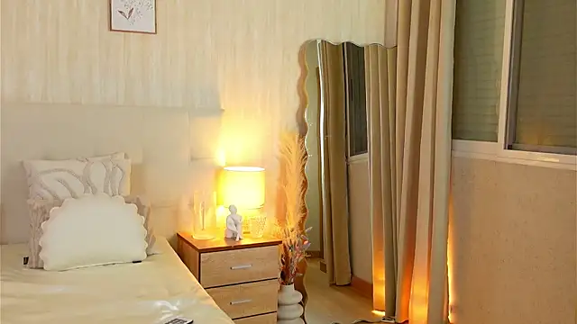 ZamphyraNightt's Live XXX Chat