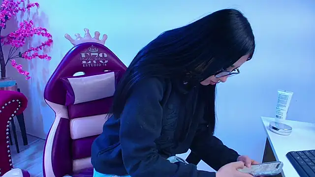 Emily_andrews 라이브 XXX 채팅