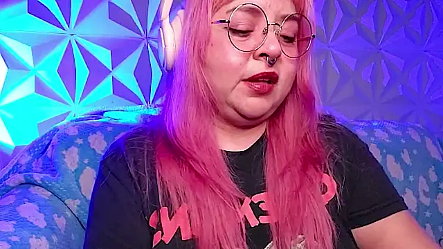 Satyn_doll: онлайн-секс-чат