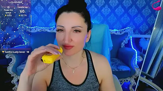 MissRossi's Live XXX Chat