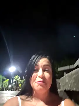 _kathaLopez_ Show in webcam