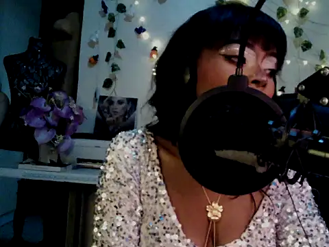 Anaconda2350 Chat XXX live