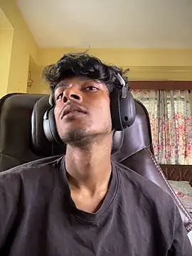 thecatfishh Adlı Modelin Canlı XXX Sohbeti