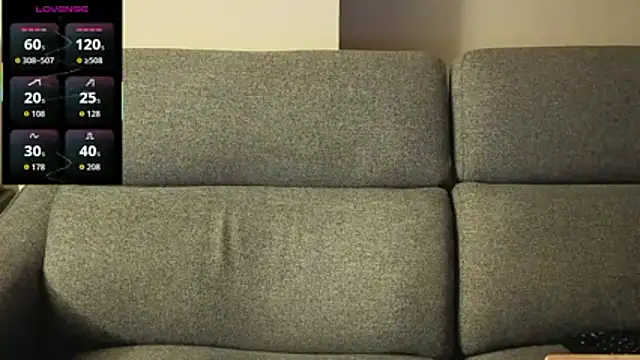 TittyLandQuebec's Live XXX Chat