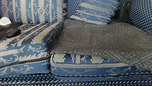 Xekwlo2m's Live XXX Chat