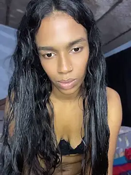 FlorSalvaje_ Live XXX-Chat