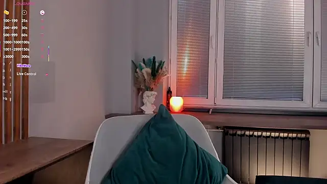 OssieCrews' Live XXX Chat