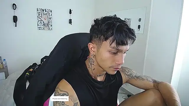 Leonard_Price Live XXX-Chat