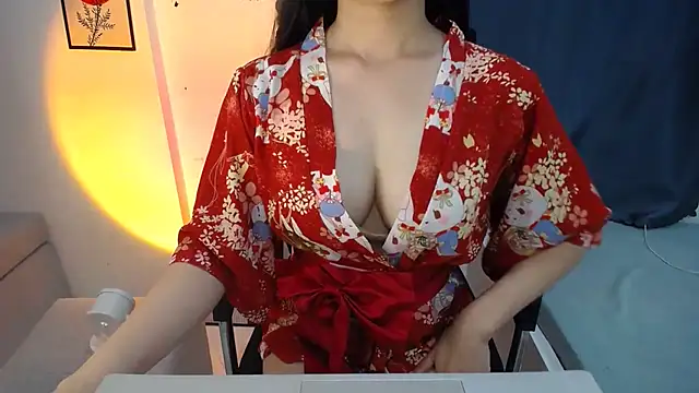 Linh_sex69's Live XXX Chat