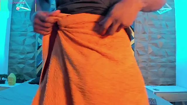 Oliver_Laurent_ 即時 XXX 聊天