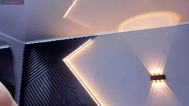 Laia_and_Alobyのウェブカメラショー