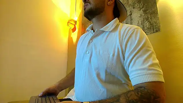 โชว์เว็บแคมของ TROY_KIRK