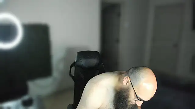 MastaWolfy Chat XXX in diretta