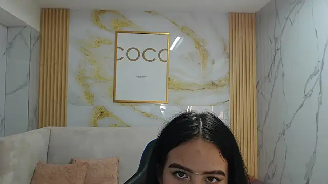 sarita_09_s Adlı Modelin Canlı XXX Sohbeti