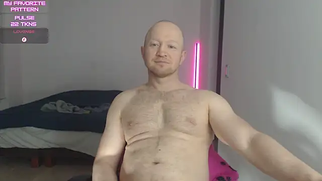 Chat +18 de kevintyler69 ao vivo