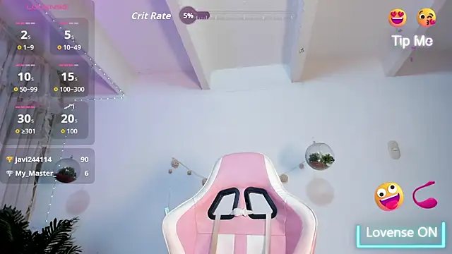 violet_77711 élő XXX-chatje