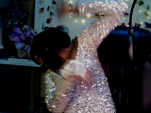 Anaconda2350 Live XXX-Chat