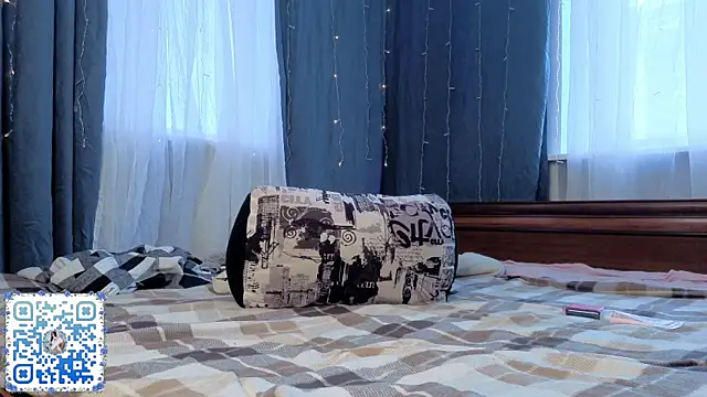 Chat +18 de LuciKardos ao vivo