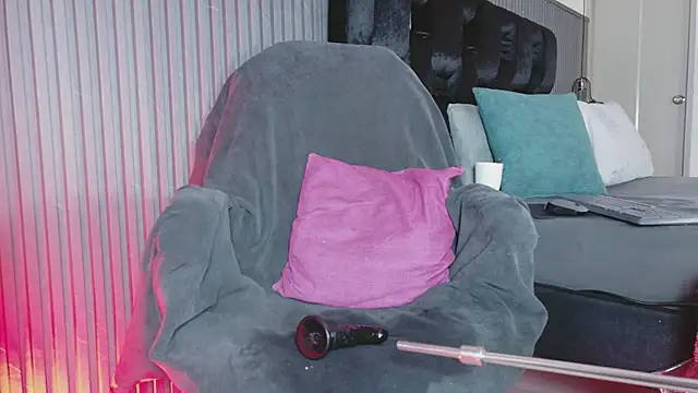 XXX chat uživo modela levana1