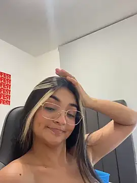 Cat2525 Show in webcam