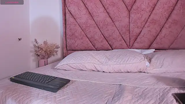 sunbeaam Adlı Modelin Canlı XXX Sohbeti