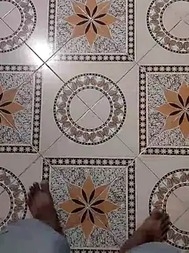 Pokazy przed kamerką – Tushar7972