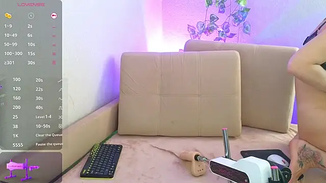 ParadisePleasure_ 即時 XXX 聊天