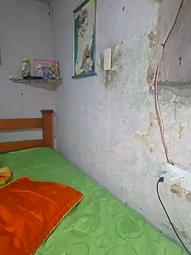 XXX chat uživo modela Daniela_Cruz_