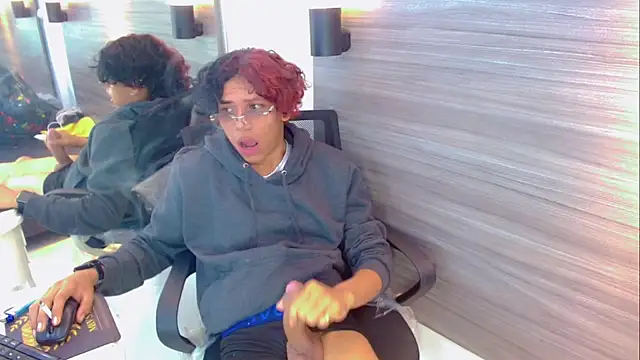 DaviidBuckx_ Live XXX-Chat