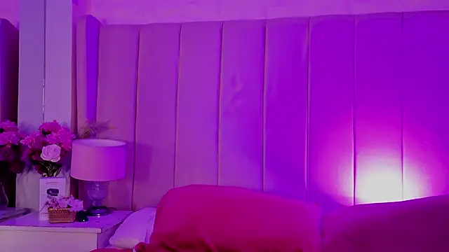 MollyBigBoobs12n Live XXX chat