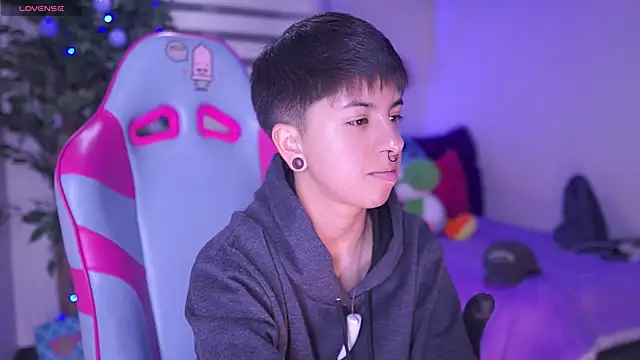 tommy_bluen Live XXX chat