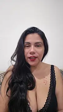 แชท XXX สดของ OzyraQueenX