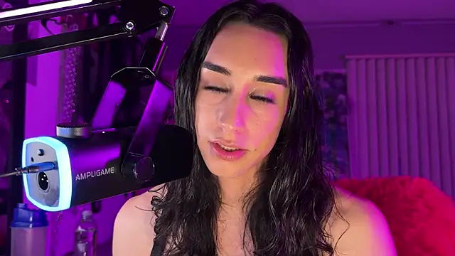 Chat XXX en directo de xoFrankie