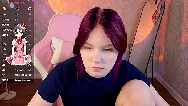 Chat +18 de Julia_Anis ao vivo