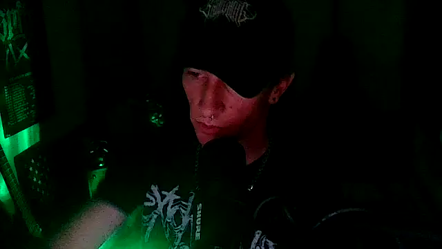 LEVIATHANX666: απευθείας συνομιλία ΧΧΧ