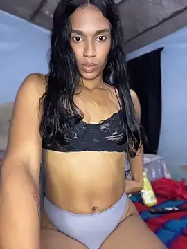 FlorSalvaje_ Adlı Modelin Canlı XXX Sohbeti