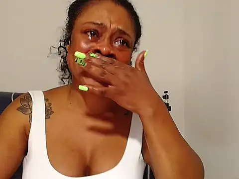 alexiaao9: онлайн-секс-чат