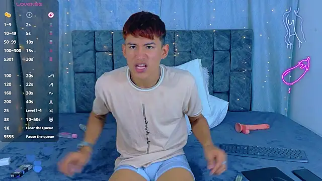 NicolasTorrezのウェブカメラショー