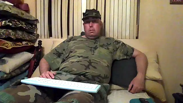 ThriilSergeant15 webkamerás műsora