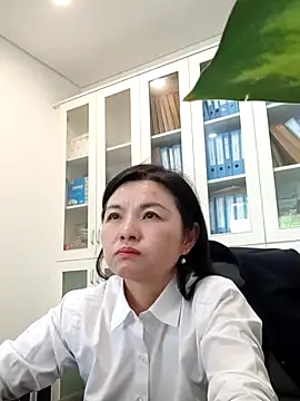 WHUANUOZANYTOのウェブカメラショー