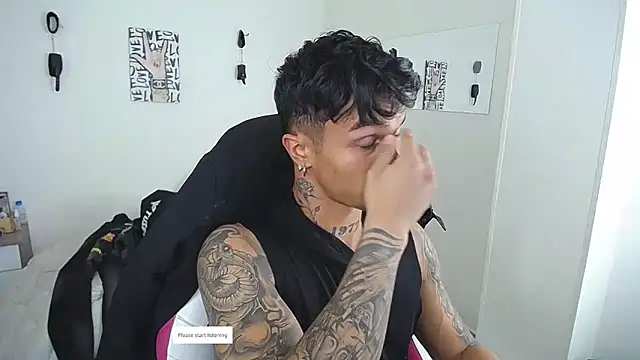 Leonard_Price Live XXX Chat