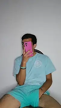 Chatroom XXX en direct de Thick_Cock